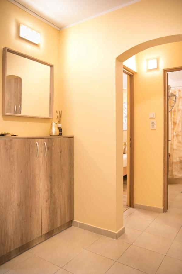 Golden Apartment Baneasa Бухарест Экстерьер фото